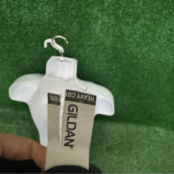 Gildan Black Short Sleeve Tee with Graphic Design - Picture 3 of 3